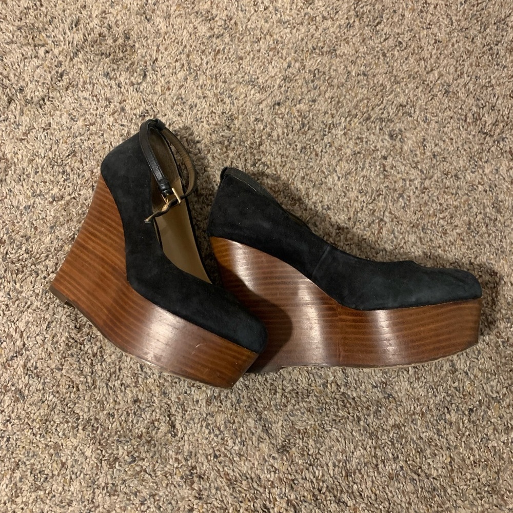 Report Wedges